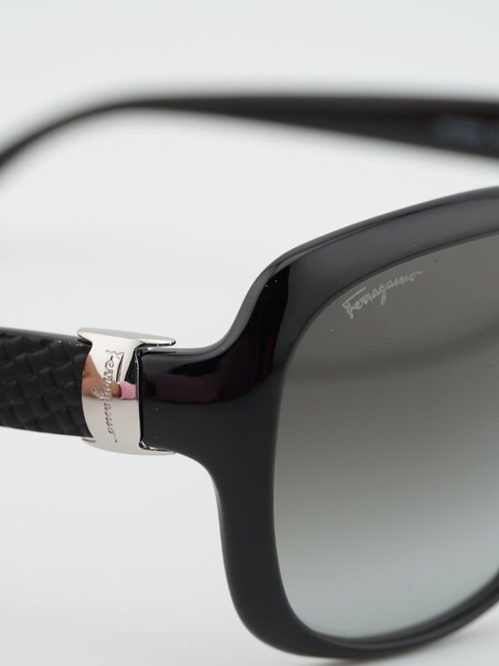 Salvatore Ferragamo SF739SA 001 Sunglasses Black Round Frame, Grey Lenses main image 6